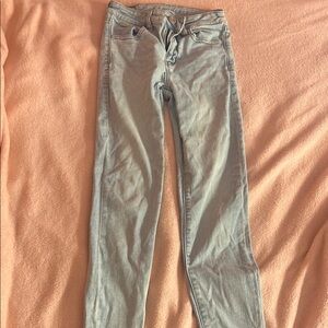 women’s american eagle light blue jeans